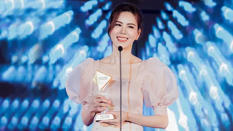 เล่นร้ายจนมงลง "เจี๊ยบ พิจิตตรา" รับรางวัลนักแสดงสมทบหญิงฟีเวอร์ 2020