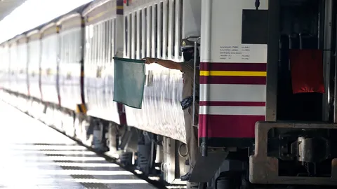 การรถไฟฯ เพิ่ม 30 ขบวนทางไกล-ขบวนนำเที่ยว หลังมาตรการโควิดผ่อนคลายขึ้น