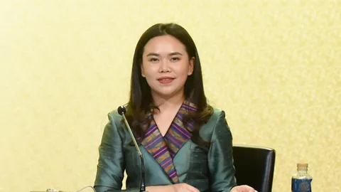 พรุ่งนี้ ลงทะเบียน "ม.33 เรารักกัน" กลุ่มทบทวนสิทธิ์-ไม่มีสมาร์ทโฟน วันแรก