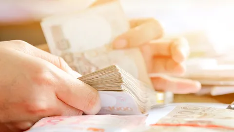 ยังไม่ชัดเจน แจกเงิน เที่ยวสงกรานต์ 5,000 บาท แค่อายุ 18 ปี ก็มีสิทธิ