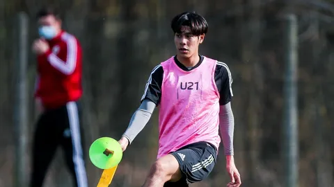 ธนธรณ์ สุดภูมิใจประเดิมสนามกับ โอเอช ลูเวิน ชี้ถนัดเท้าซ้ายมีส่วนสำคัญ