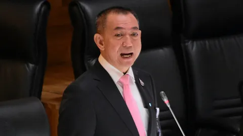 "เฉลิมชัย" โต้ปมซื้อขายตำแหน่ง "รองอธิบดีกรมชลฯ" ซัดเป็นข้อมูลเลื่อนลอย