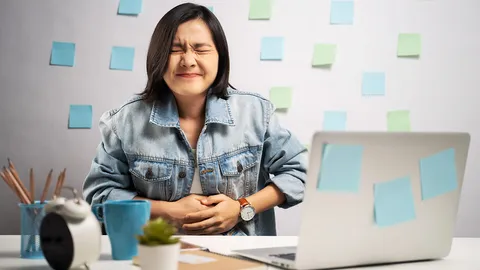 เช็กสัญญาณเบื้องต้น “ปวดท้องข้างซ้าย” เป็นอะไร เตรียมพร้อมป้องกัน