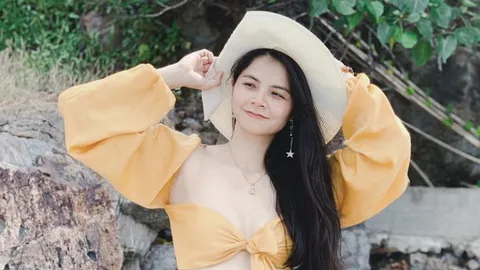 ขาวเหมือนชื่อ "ถุงแป้ง วณิชยา" โพสต์ภาพชุดว่ายน้ำอวดหุ่นสุดแซ่บ