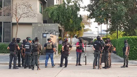 หลอกขายทะเบียนรถสวย