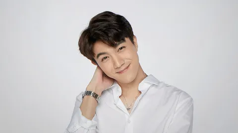 "บรูซ" ร้ายแค่ในจอ เผยข่าวดีปลายปีมีเซอร์ไพรส์