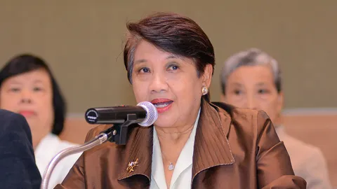 “ทรงสุดา ยอดมณี” ได้ฤกษ์ทำบุญที่ทำการสมาคมฯ จัดมาตรการโควิด-19 อย่างเข้ม