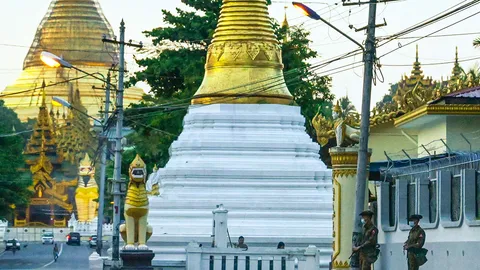 พม่ารณรงค์งดเล่นน้ำวันปีใหม่ เพื่อแสดงถึงความสูญเสียและบาดเจ็บจากการชุมนุม