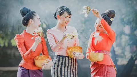 วัดโพธิ์จัดสงกรานต์ย้อนยุคฉลองยูเนสโก ระดมนวดไทยให้บริการประชาชน 10-15 เม.ย.