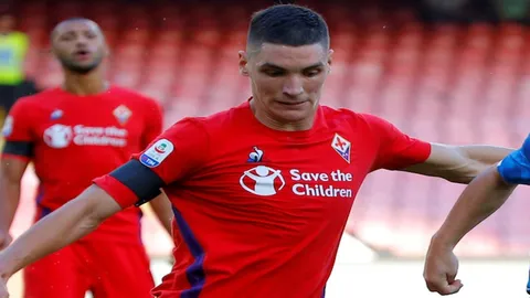 แมนยูฯ พร้อมจ่ายทะลุพันล้าน ขึ้นแท่นเต็งคว้าแข้งสูง 195 ซม. (คลิป)