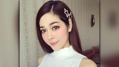 "จูน นาตาชา" ยันไม่ใช่นางเอกติดโควิด เคลียร์ภาพปาร์ตี้ "ขันเงิน" ผ่านมา 2 ปีแล้ว