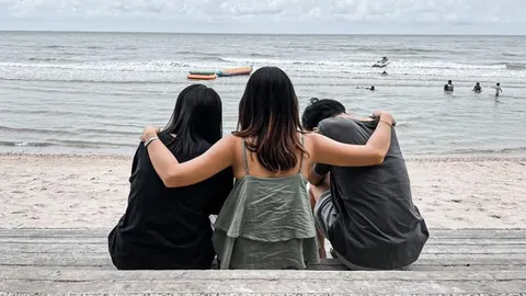 จากใจแม่ เฟิร์ส อนุวัตน์ โพสต์ซึ้งถึงลูกชายและแฟนสาว หลังมีคลิปหลุด