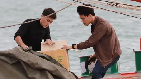 "หลุยส์-โอ๊ต" พลาดท่าติดกับดัก กระโดดลงทะเลหนีระเบิด ใน "ทะเลเดือด"