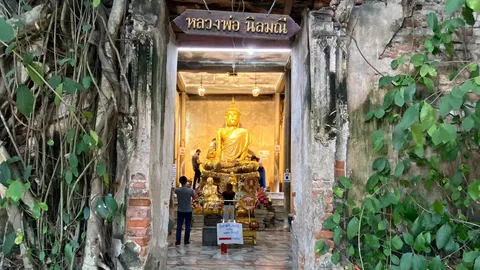 หลวงพ่อนิลมณี วัดบางกุ้ง ดินแดนประวัติศาสตร์เข้มขลัง