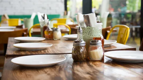 คลัสเตอร์สุโขทัย ผู้ติดเชื้อเชื่อมโยงเคสร้านอาหารแล้ว 21 ราย เสียชีวิต 1