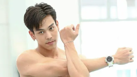 ใครไหวไปก่อน หลงความหล่อละลายของ "ตรี-ภรภัทร" พระเอกดาวรุ่งที่น่าจับตา