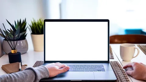 แนะวิธีทำงานที่บ้าน อยู่ที่โล่ง ไม่คลุกคลี สังเกตอาการ