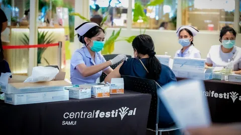 "เซ็นทรัลพัฒนา" ร่วมกับภาครัฐ เปิดพื้นที่ฉีดวัคซีนให้ประชาชนที่ เซ็นทรัล ระยอง และสมุย