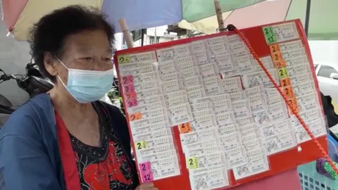 แม่ค้าหวยสุโขทัย เผย "เลขเด็ด" ที่บรรดานักเสี่ยงโชคแห่ซื้องวด 2/5/64