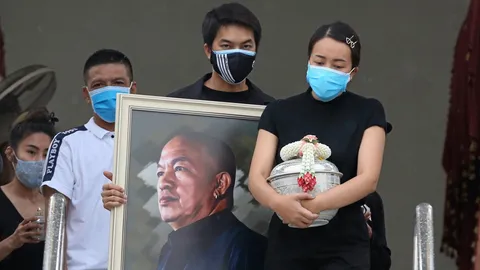 เก็บอัฐิพ่อ