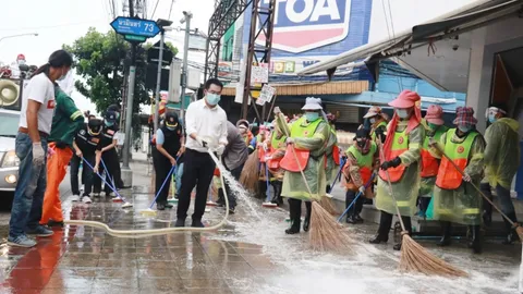 "พลภูมิ" ร่วม "เขตบึงกุ่ม" พ่นฆ่าเชื้อ หลังพบผู้เสียชีวิตจากโควิด-19 