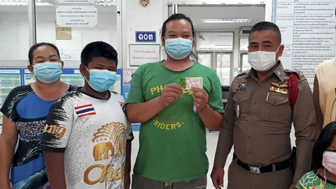 ถูกหวย 12 ล้านบาท 4 คนดวงเฮง ระยอง 3 อุบลอีก 1 เพชรบูรณ์-บุรีรัมย์ 6 ล้านบาท