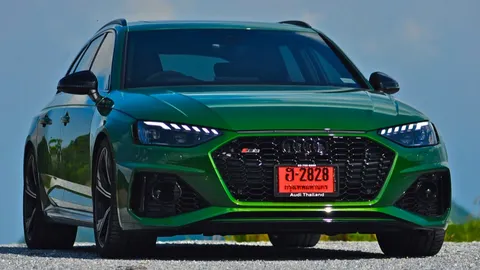 ลองของโหด โคตรอยากได้ ทดสอบ AUDI RS4 AVANT QUATTRO 