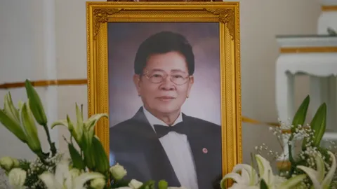 บรรยากาศงานศพครูเพลงดัง ชาลี อินทรวิจิตร สุดเศร้า คนบันเทิงร่วมอาลัย 