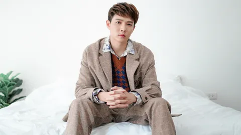 “แอมป์ ภูริกูลกฤษฎ์” ตกใจกลายเป็น “ผู้นำเพลงอกหัก” สถานะตอนนี้โสดและว่างมาก