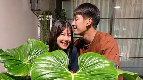 “เคน ภูภูมิ” สารภาพเป็นผู้ชายโง่ๆ ไม่รู้ตัว “เอสเธอร์” งอนแรง ยอมรับเพิ่งรู้จากข่าว