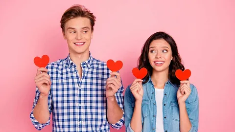 30 คำใช้เรียกแฟน "ที่รัก" ภาษาอังกฤษ ความหมายน่ารักๆ มีอะไรบ้าง?