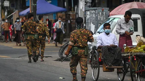 กลุ่มสิทธิจี้โลกระงับค้าอาวุธกับพม่า