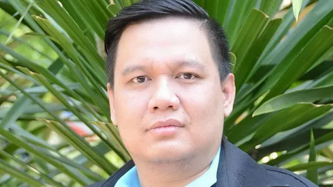 "ไผ่-ดิว-อาสากำแพงเพชร" ปล่อยรถพุ่มพวงช่วยชาวบ้าน บรรเทาพิษโควิดฯ