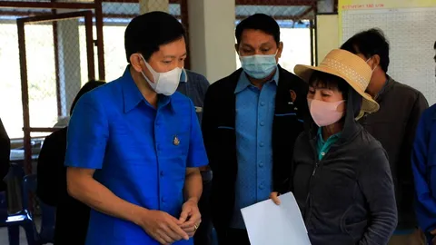 หนุนเกษตรกรผลิตรังไหมคุณภาพ ฝากขายผ่านเพจ ยุค New Normal