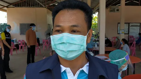นอภ.หนองวัวซอ แจ้งจับยูทูบเบอร์ ชวนชาวบ้านรวมกลุ่มหาเลขเด็ดเสี่ยงโควิด