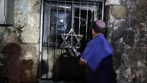 แผลเก่าเปิด อิสราเอลรับศึก 2 ด้าน ปะทะฮามาสรอบใหม่ ม็อบยิว-อาหรับปะทะเดือด