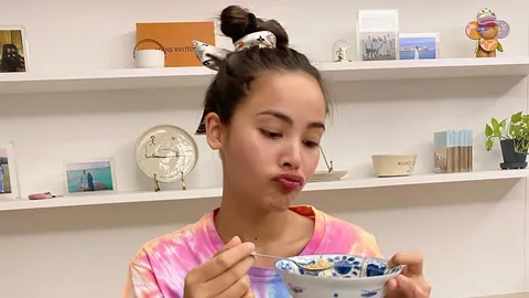 กำลังใจของ “อ้ายเขียว” สาว "ญาญ่า อุรัสยา" โพสต์รูปพร้อมแคปชันนั่งรอดูละคร