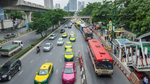 ขนส่ง เปิดให้รถโดยสารทุกประเภทใน กทม. จองฉีดวัคซีนโควิด-19 ฟรี
