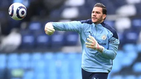 สมราคาแชมป์ "เอแดร์ซอน" ซิวรางวัลถุงมือทองคำ 2 ปีติดต่อกัน