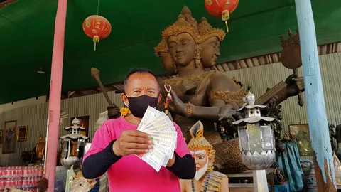 พ่อค้าดวงเฮง ถูกหวย 3 ตัวตรง ซื้อโลงศพถวายวัด ไม่ลืม "เลขเด็ด" ลุ้นโชค