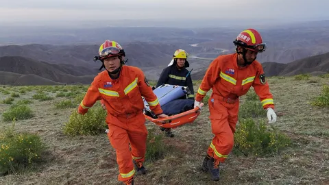 นักวิ่งอัลตร้า-มาราธอนจีน เจอพายุพัดถล่มระหว่างแข่งขันดับอื้อ 21 ศพ 