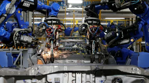 ชิ้นส่วนยานยนต์จ่อปิดกิจการ เคราะห์ซ้ำกรรมซัด “ชิป” ขาดตลาด แผนผลิต “อีวี” ป่วน