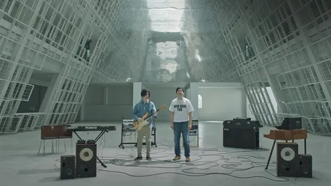 การคืนชีพทางดนตรีในรอบ 19 ปี กับ ‘ขโมย’ ของวงไทยสุดล้ำ ‘อวสานเซลส์แมน’