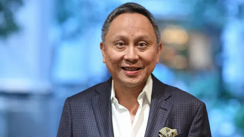 "ชาญ ศรีวิกรม์" นำทีม อบรมหลักสูตรนักธุรกิจ พัฒนาทั้ง IQ และ EQ