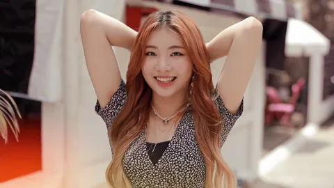 "มินซอ" โชว์สกิลร้องภาษาไทย คัฟเวอร์เพลง "สายตาหลอกกันไม่ได้"