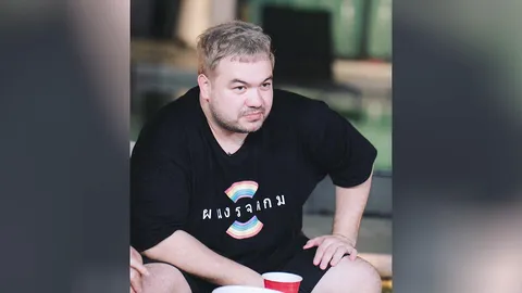 โอ๊ต ปราโมทย์ โพสต์ภาพใส่เสื้อ ผนงรจตกม พร้อมแคปชั่นแปล ชาวเน็ตแห่แซว