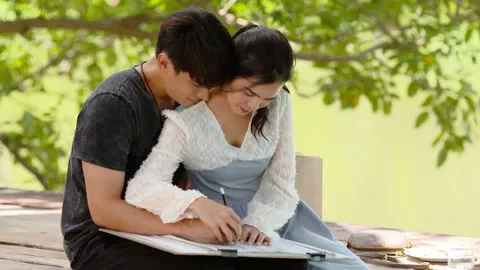 เอฟซีปลื้ม แบงค์ บู๊หล่อโดนใจ ฉากกุ๊กกิ๊กก็ฟินทำ "คทาสิงห์" เรตติ้งพุ่ง