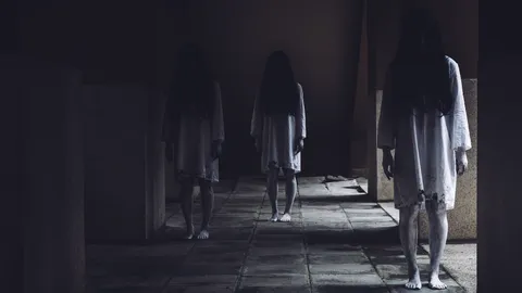 ทำนายฝันเห็นผี ผีหลอก ผีมาขอส่วนบุญ หมายความว่าอย่างไร?