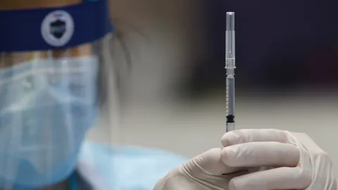 เพิ่มสิทธิตรวจ-รักษาภาวะเกล็ดเลือดต่ำ หลังฉีดวัคซีนโควิดในช่วง 4-30 วัน