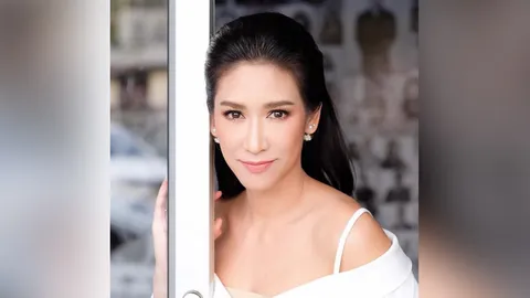 ป๊อก ปิยธิดา เผยภาพเมื่อ 25 ปีที่แล้ว เทียบปัจจุบันยังเป๊ะไม่เปลี่ยน